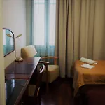 Kesaehotelli Aurora Hotel