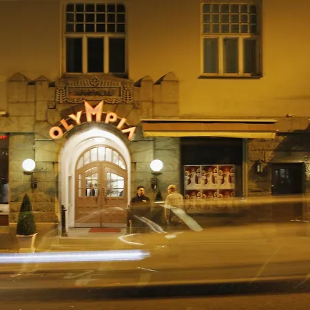 Kesaehotelli Aurora Tampere