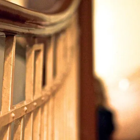 Kesaehotelli Aurora Tampere