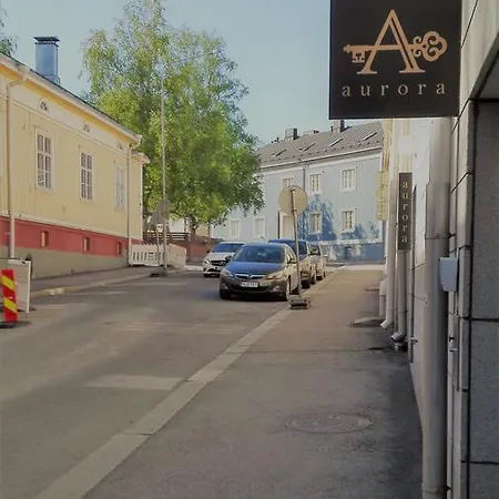 Kesaehotelli Aurora Tampere