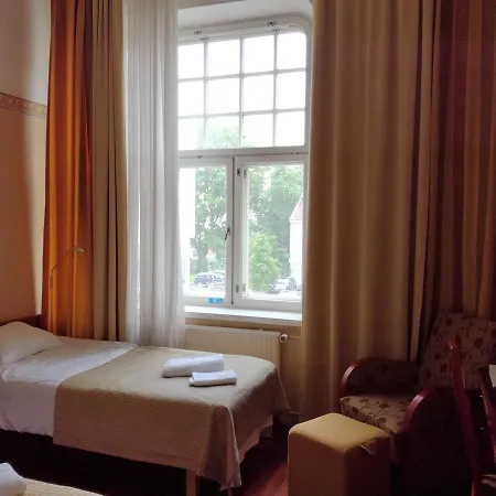 Kesaehotelli Aurora Tampere